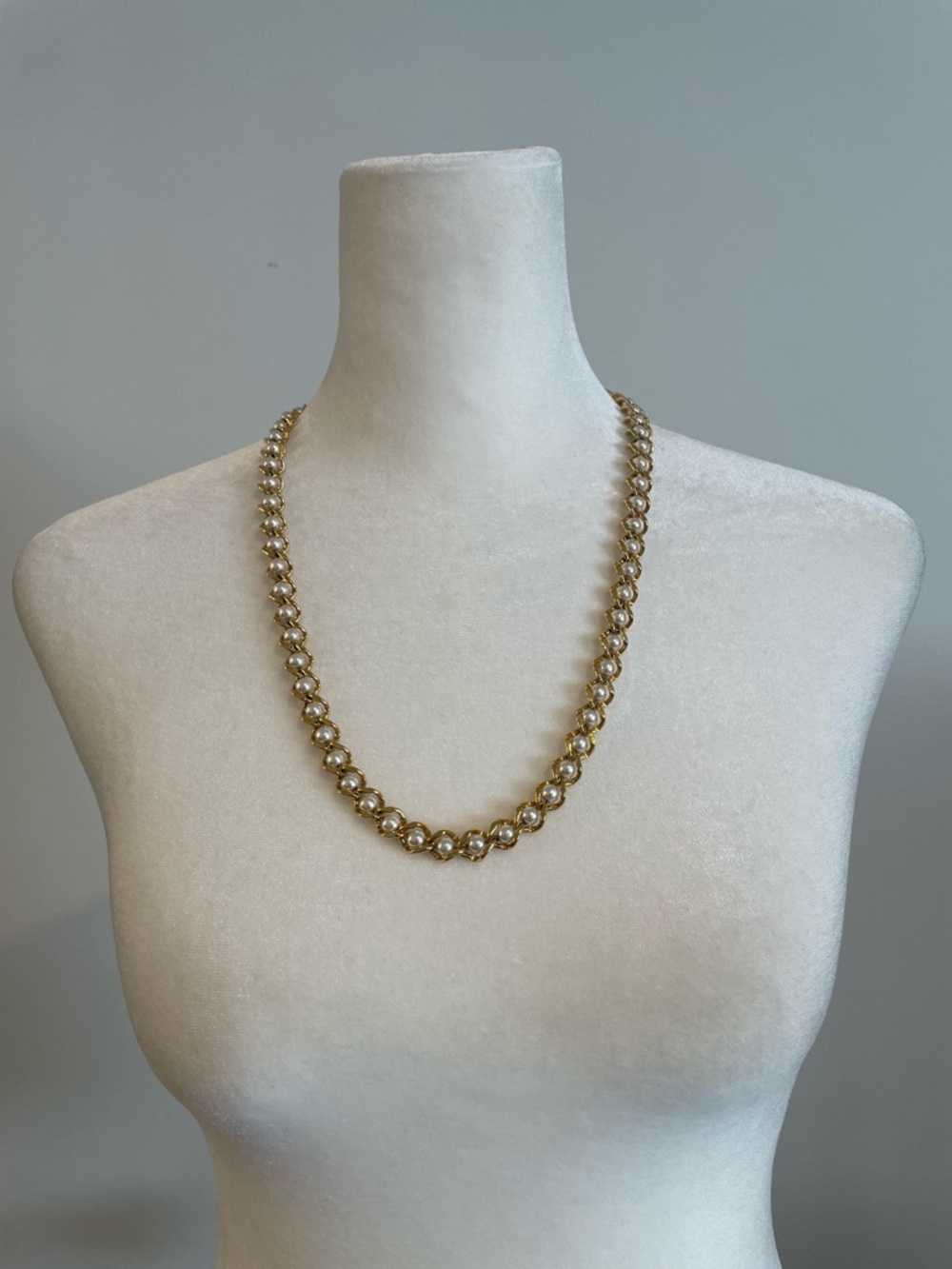Vintage 80s Napier Caged Pearl Gold Necklace